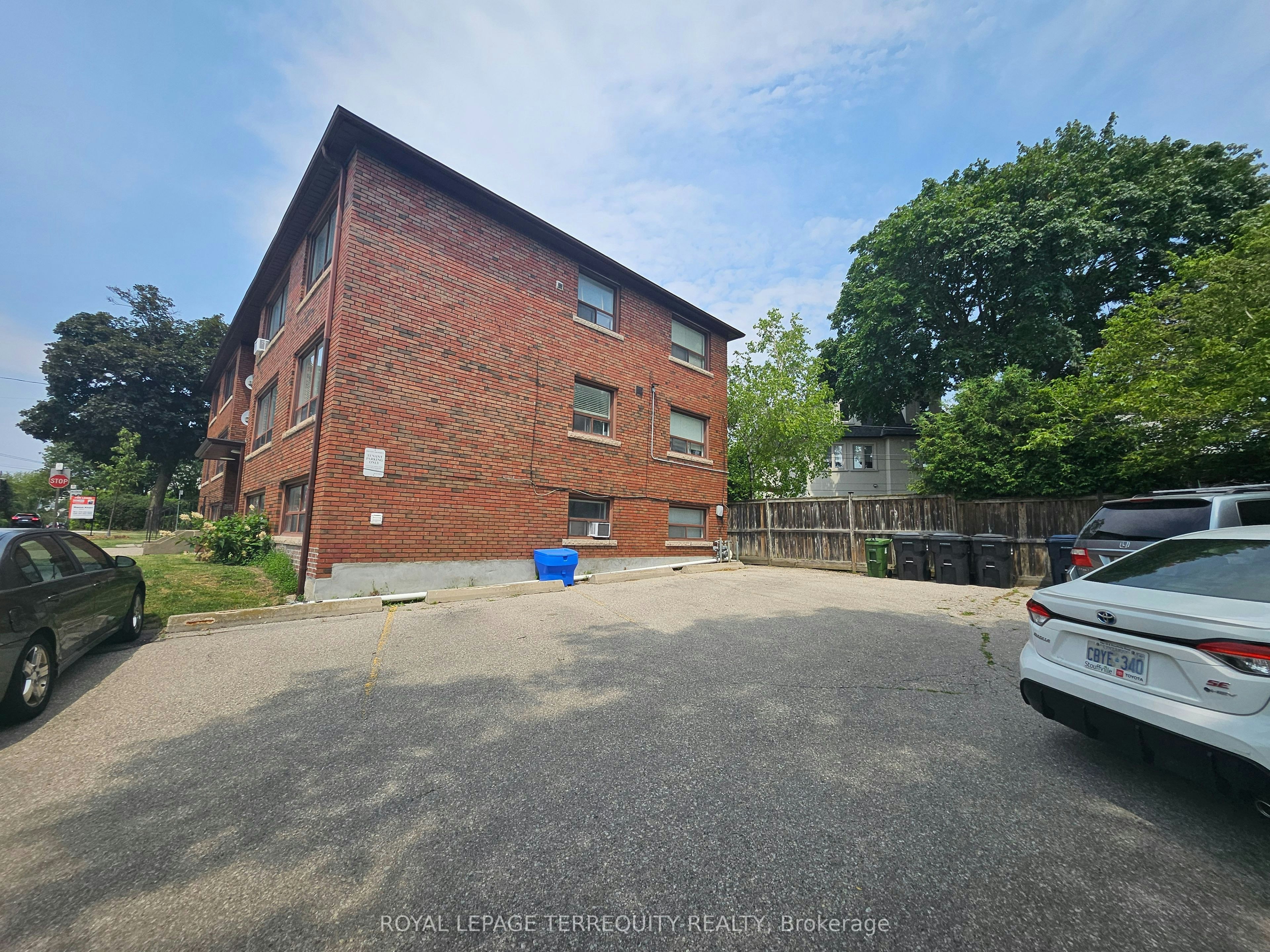 3-401 Winnett Avenue, Toronto, ON, M6C 3M2 - 33
