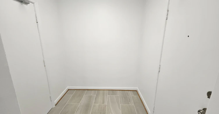 3-401 Winnett Avenue, Toronto, ON, M6C 3M2 - 8