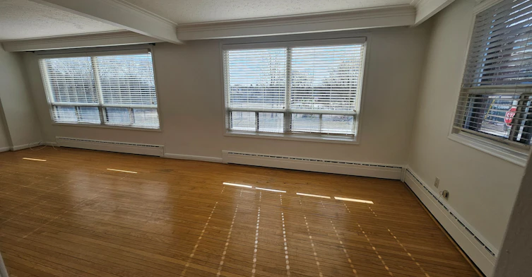 3-401 Winnett Avenue, Toronto, ON, M6C 3M2 - 19