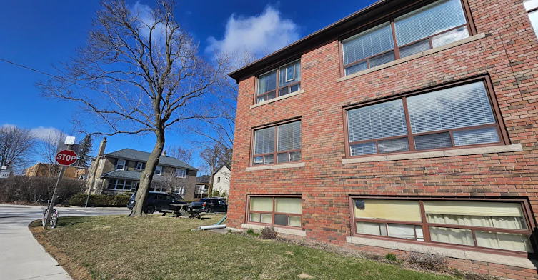 3-401 Winnett Avenue, Toronto, ON, M6C 3M2 - 5