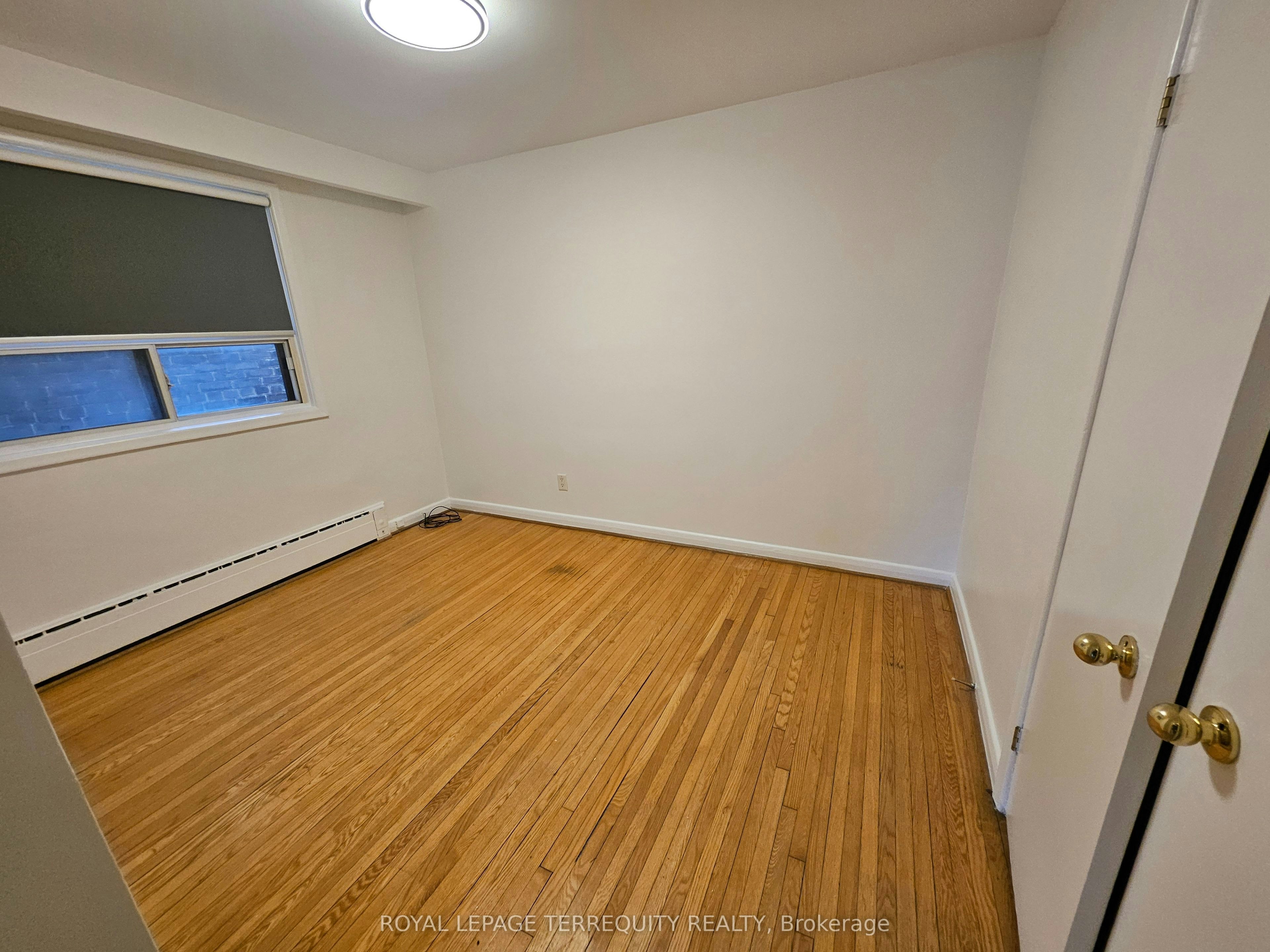 3-401 Winnett Avenue, Toronto, ON, M6C 3M2 - 23
