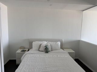 3510-197 Yonge Street, Toronto, ON, M5B 0C1 - 8