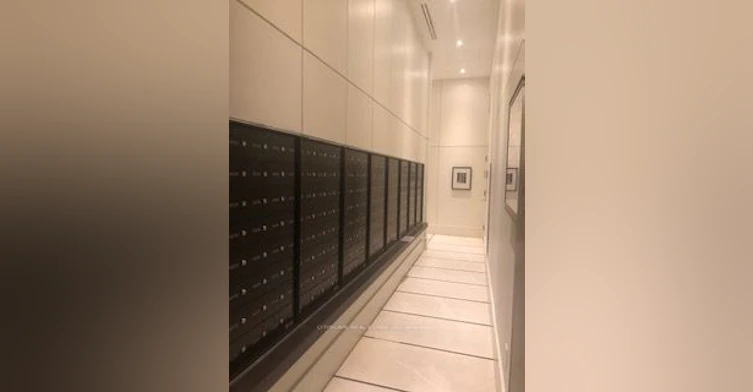 3510-197 Yonge Street, Toronto, ON, M5B 0C1 - 13
