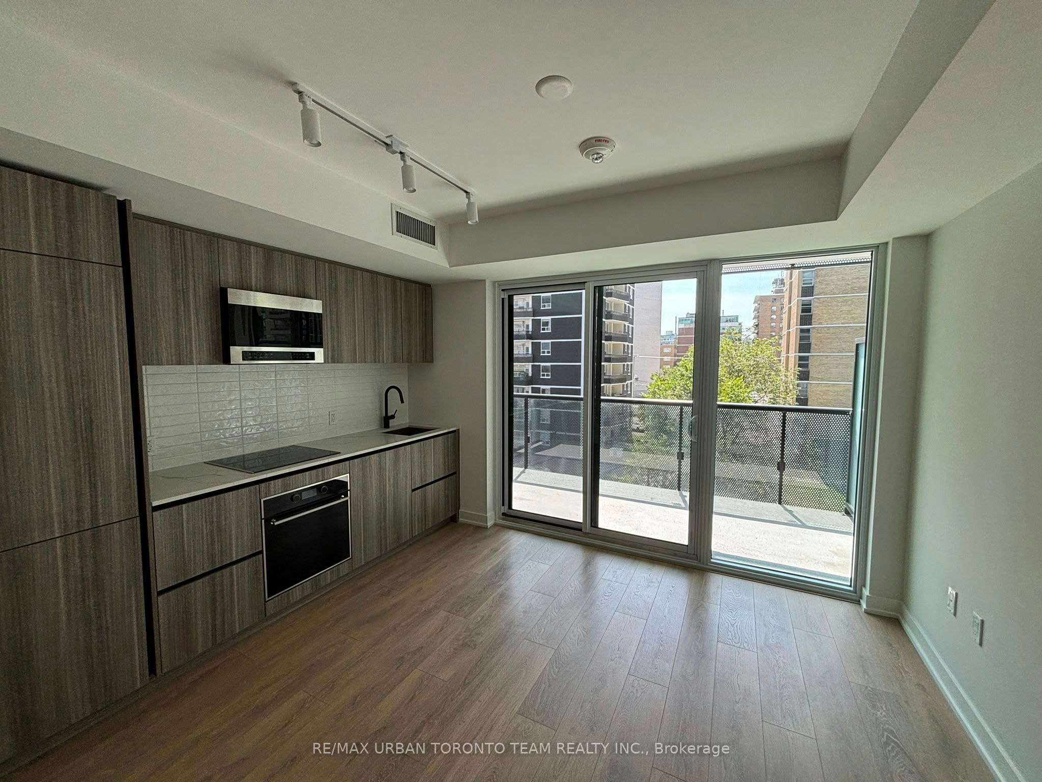 413-127 Broadway Avenue, Toronto, ON, M4P 1V3 - 5