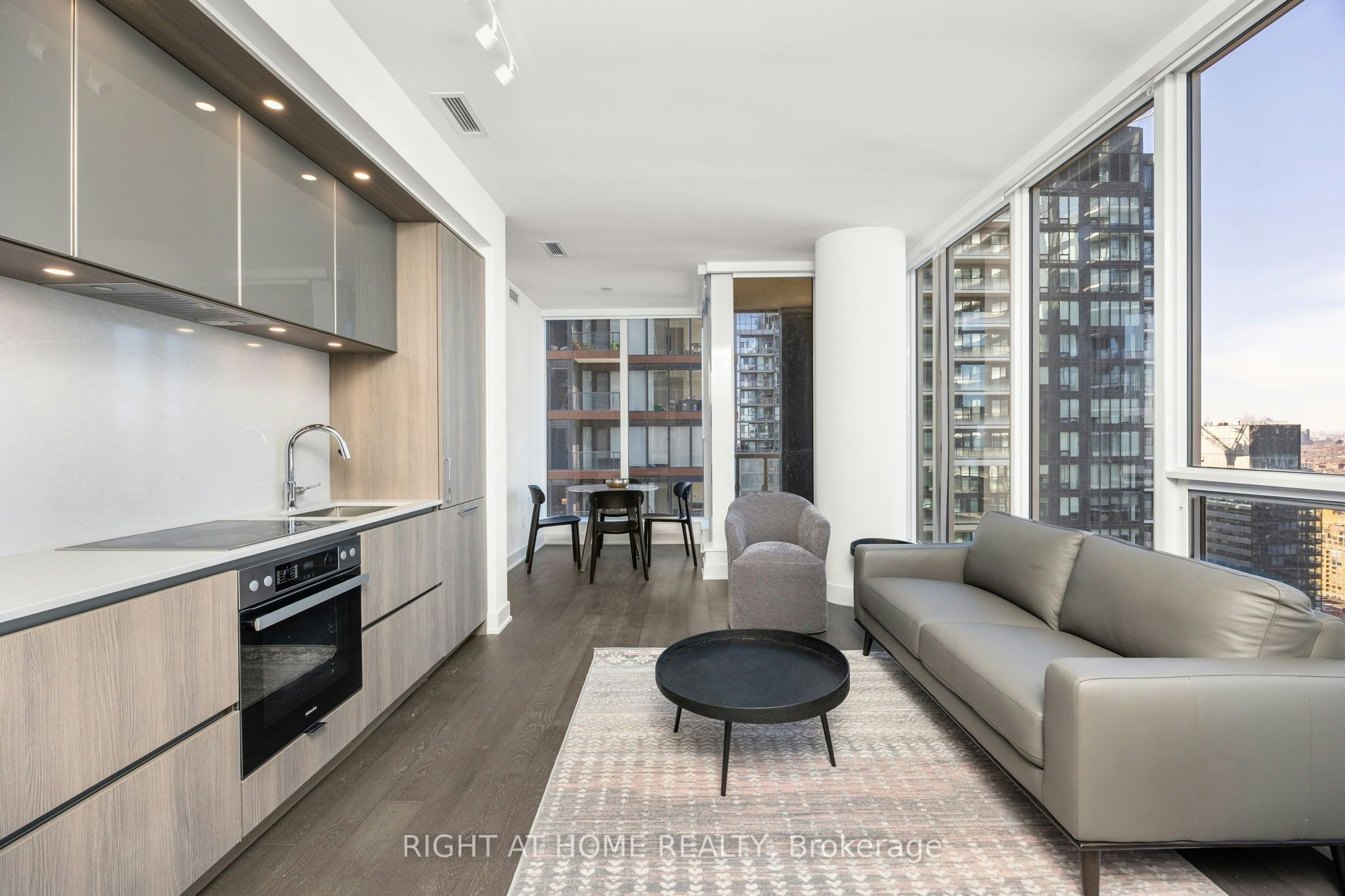 3412-35 Mercer Street, Toronto, ON, M5V 0V1 - 7