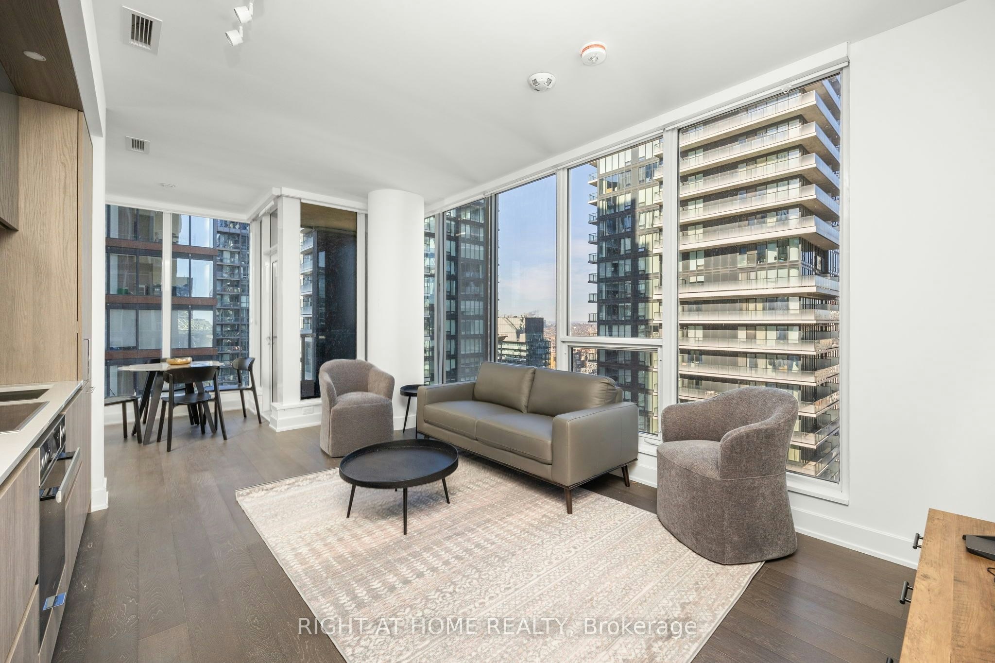 3412-35 Mercer Street, Toronto, ON, M5V 0V1 - 6
