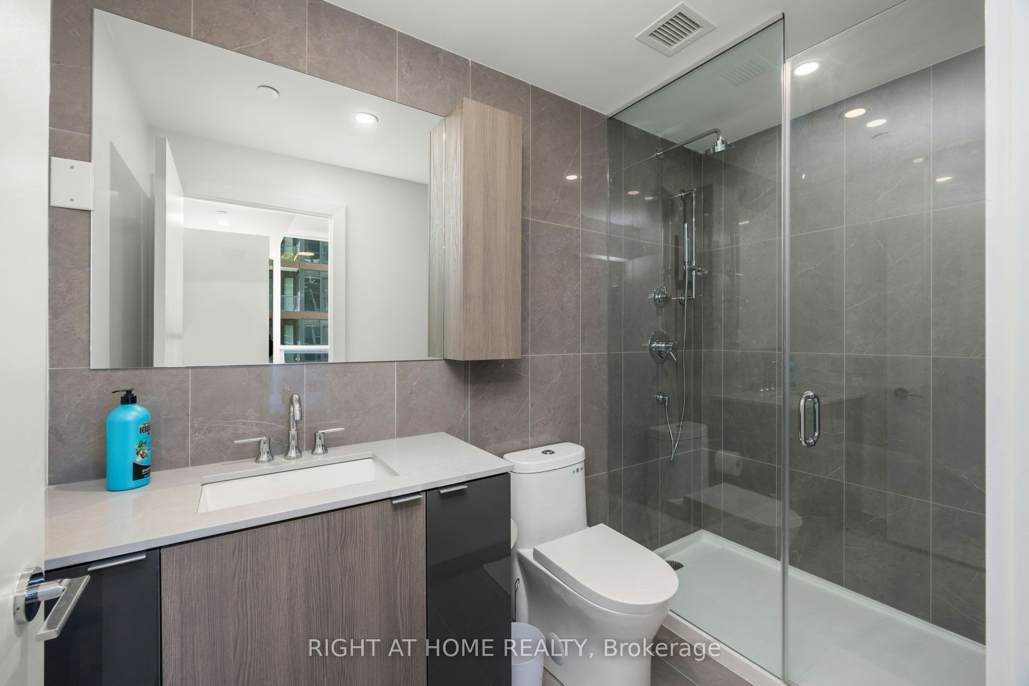 3412-35 Mercer Street, Toronto, ON, M5V 0V1 - 17