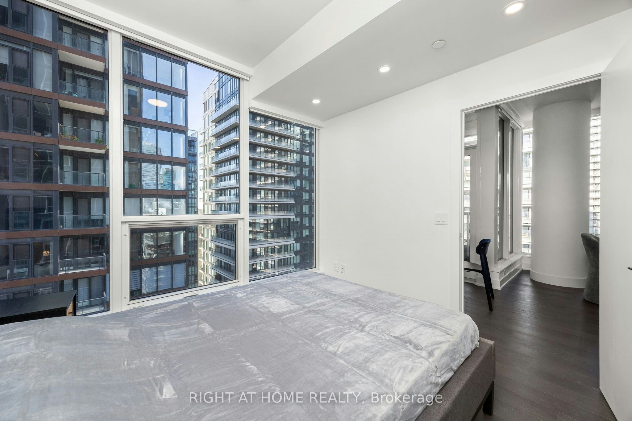 3412-35 Mercer Street, Toronto, ON, M5V 0V1 - 16