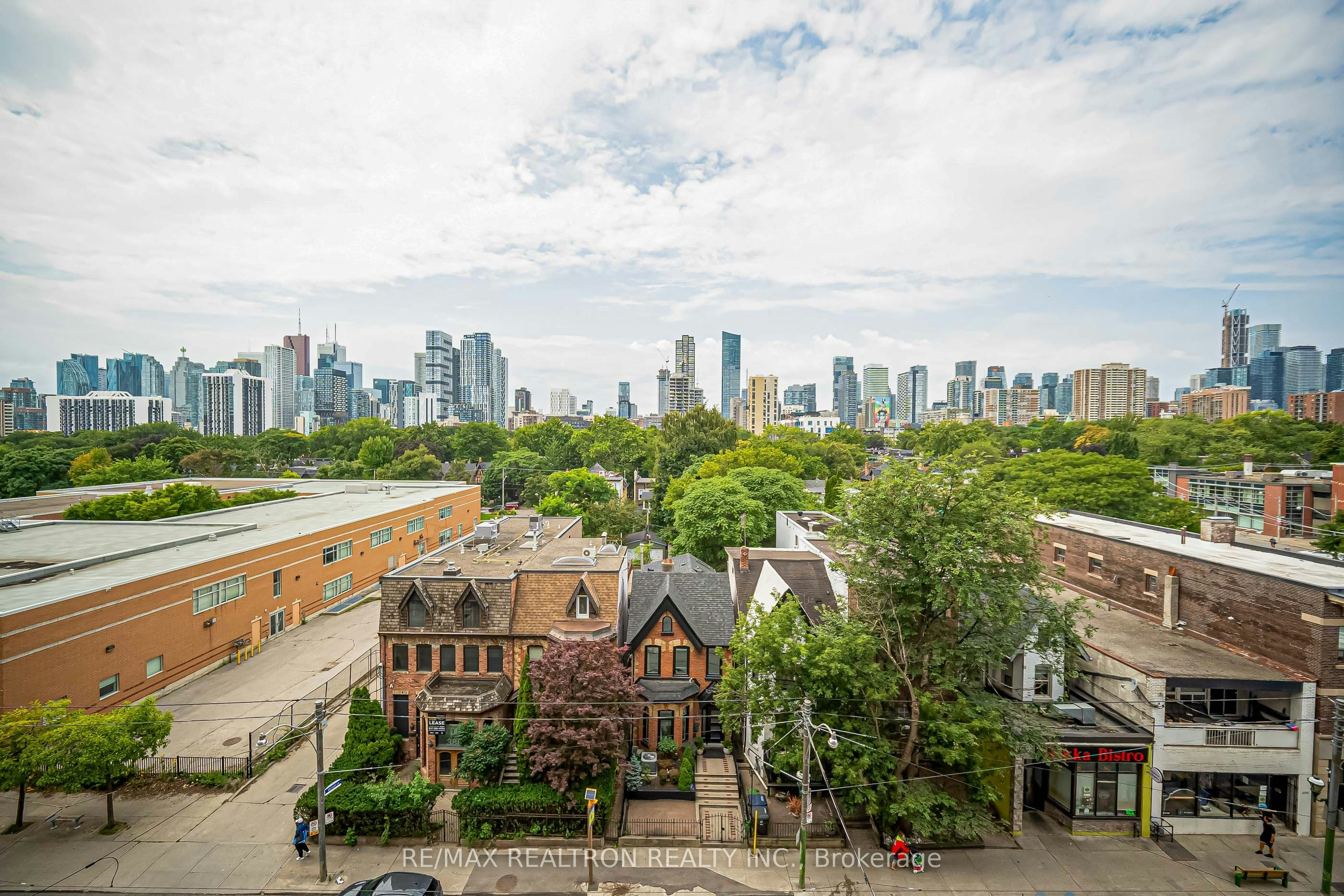 543-30 Dreamers Way, Toronto, ON, M5A 0Y7 - 33