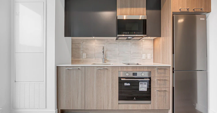543-30 Dreamers Way, Toronto, ON, M5A 0Y7 - 21