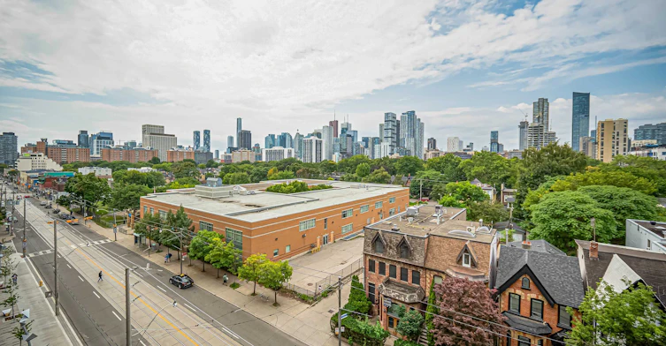 543-30 Dreamers Way, Toronto, ON, M5A 0Y7 - 32