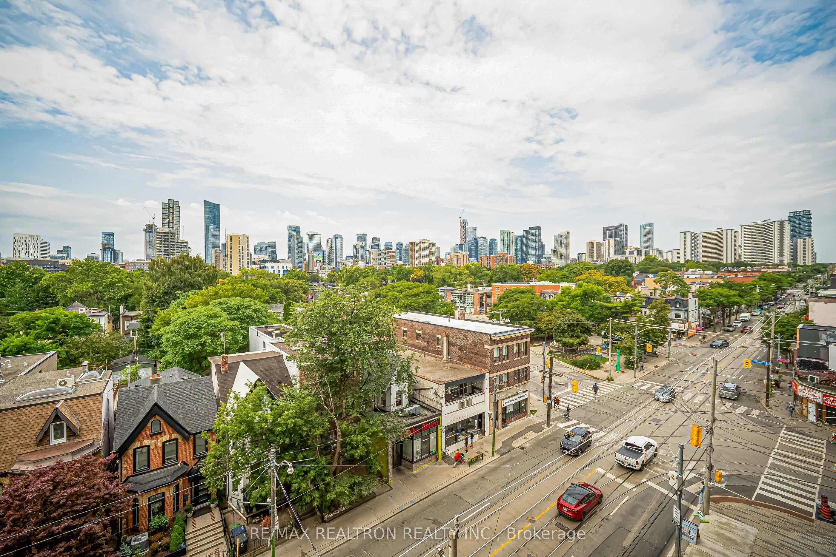 543-30 Dreamers Way, Toronto, ON, M5A 0Y7 - 34