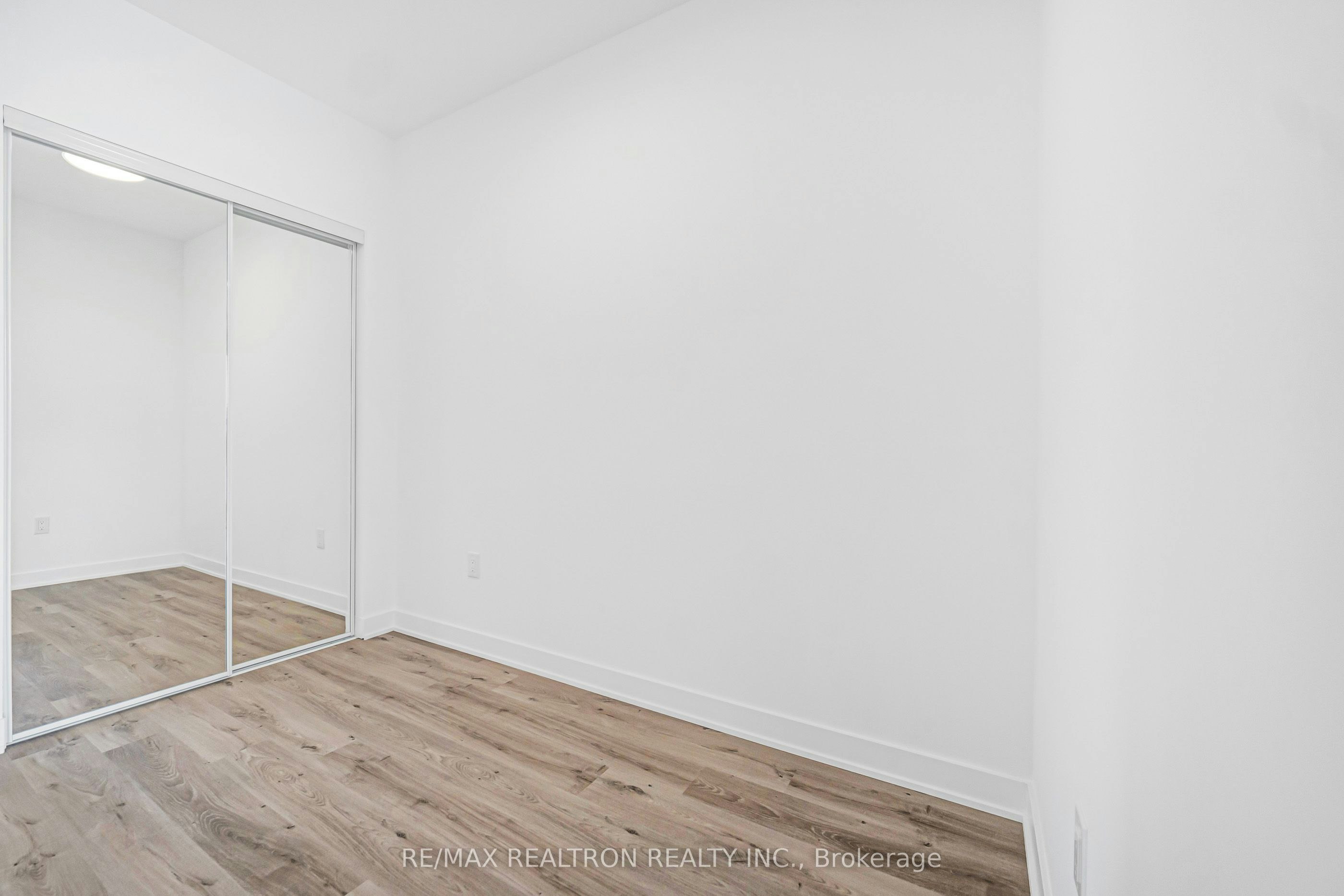 543-30 Dreamers Way, Toronto, ON, M5A 0Y7 - 30