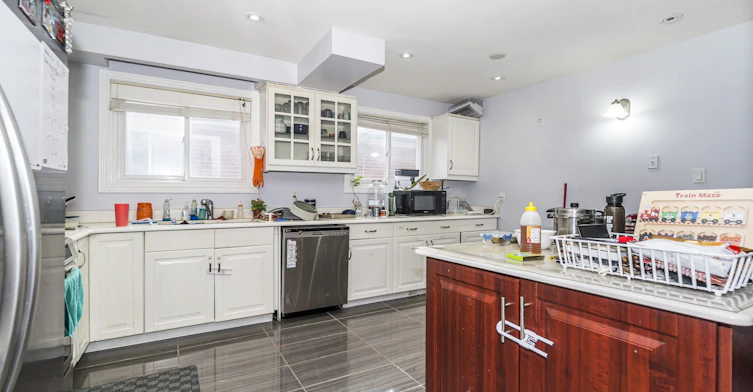 14 Reiber Crescent, Toronto, ON, M2H 1C4 - 8