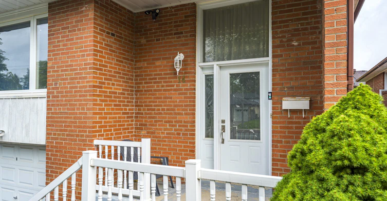14 Reiber Crescent, Toronto, ON, M2H 1C4 - 2