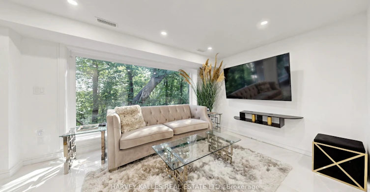 23A Donwoods Drive, Toronto, ON, M4N 2E9 - 9