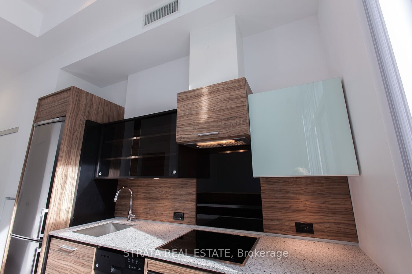 308-75 St Nicholas Street, Toronto, ON, M4Y 0A5 - 2