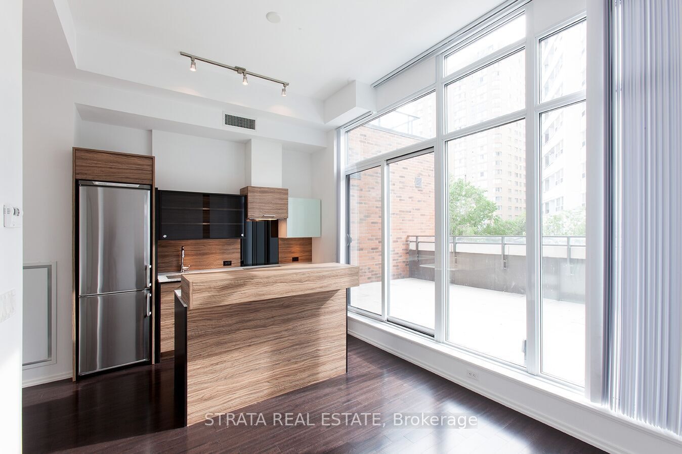 308-75 St Nicholas Street, Toronto, ON, M4Y 0A5