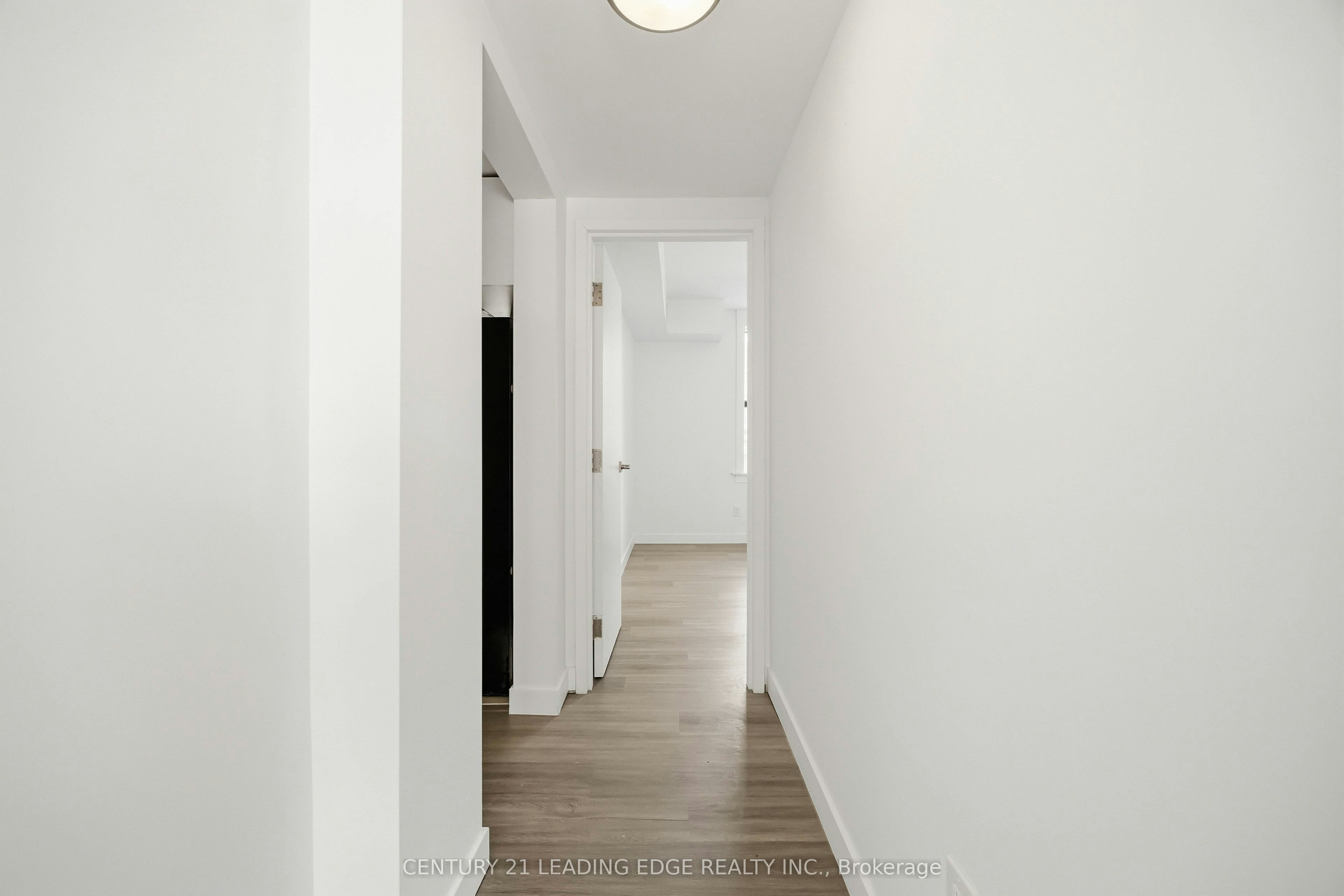 3-1 A Leonard Avenue, Toronto, ON, M5T 2P8 - 23