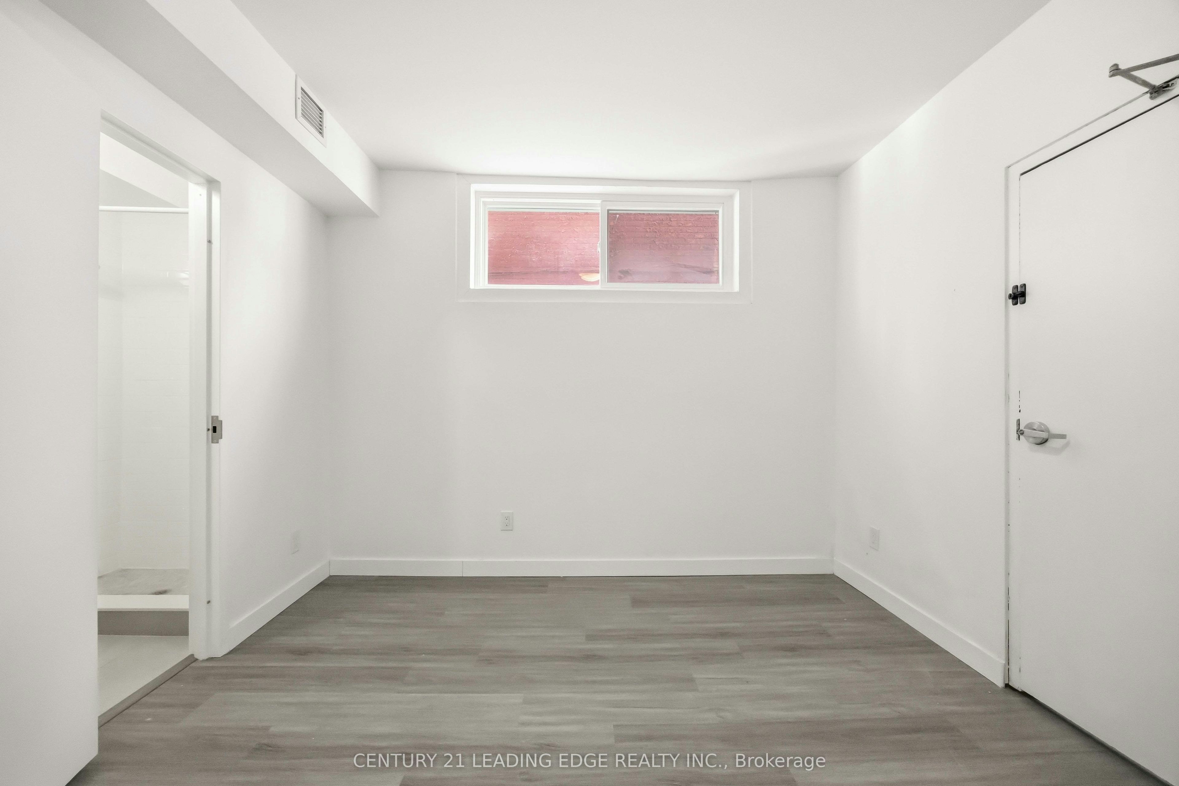 3-1 A Leonard Avenue, Toronto, ON, M5T 2P8 - 11