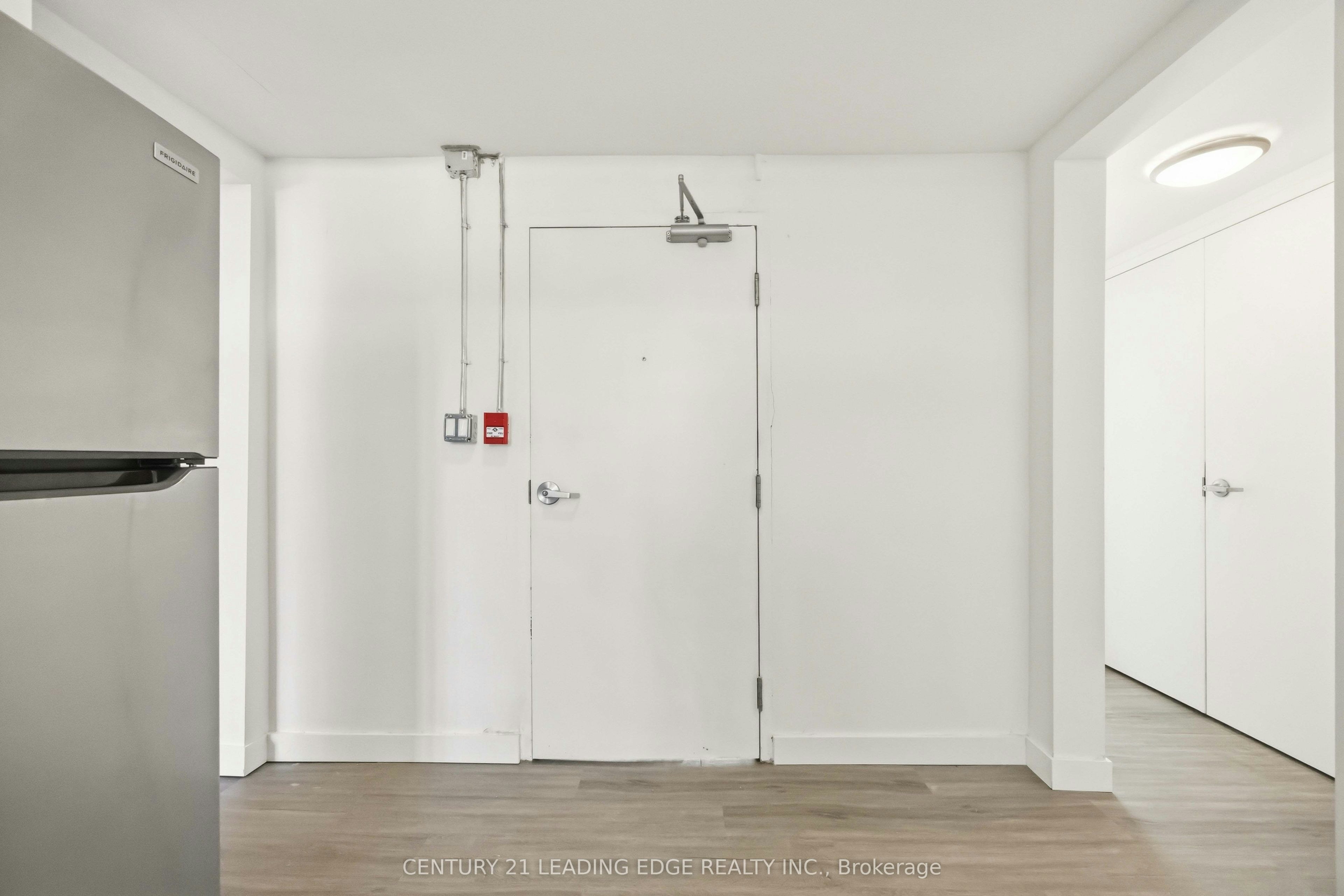 3-1 A Leonard Avenue, Toronto, ON, M5T 2P8 - 3