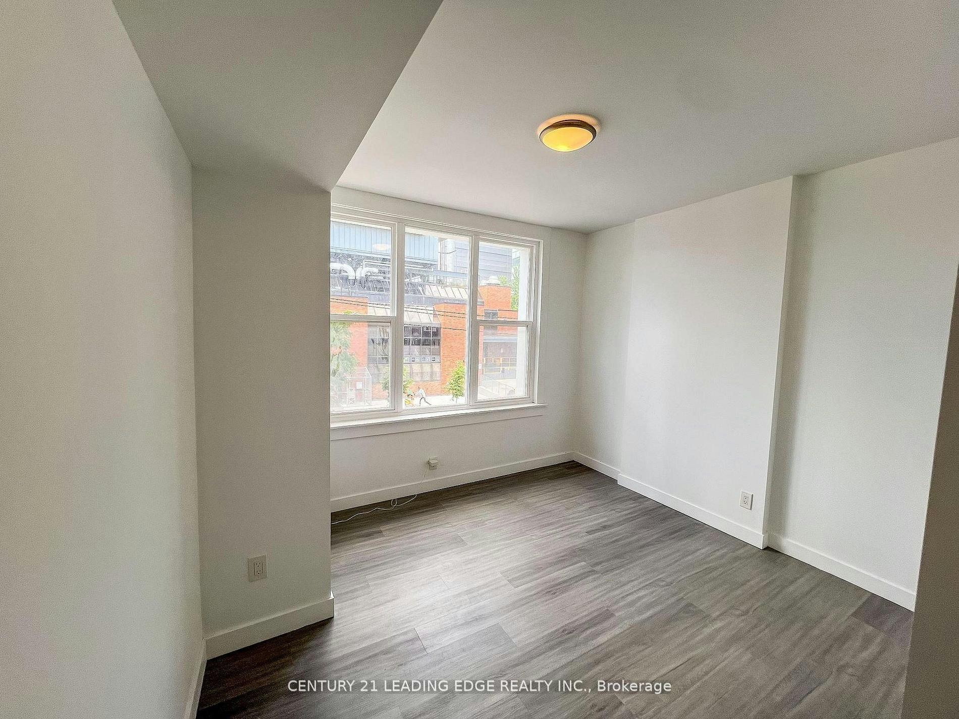 3-1 A Leonard Avenue, Toronto, ON, M5T 2P8 - 24