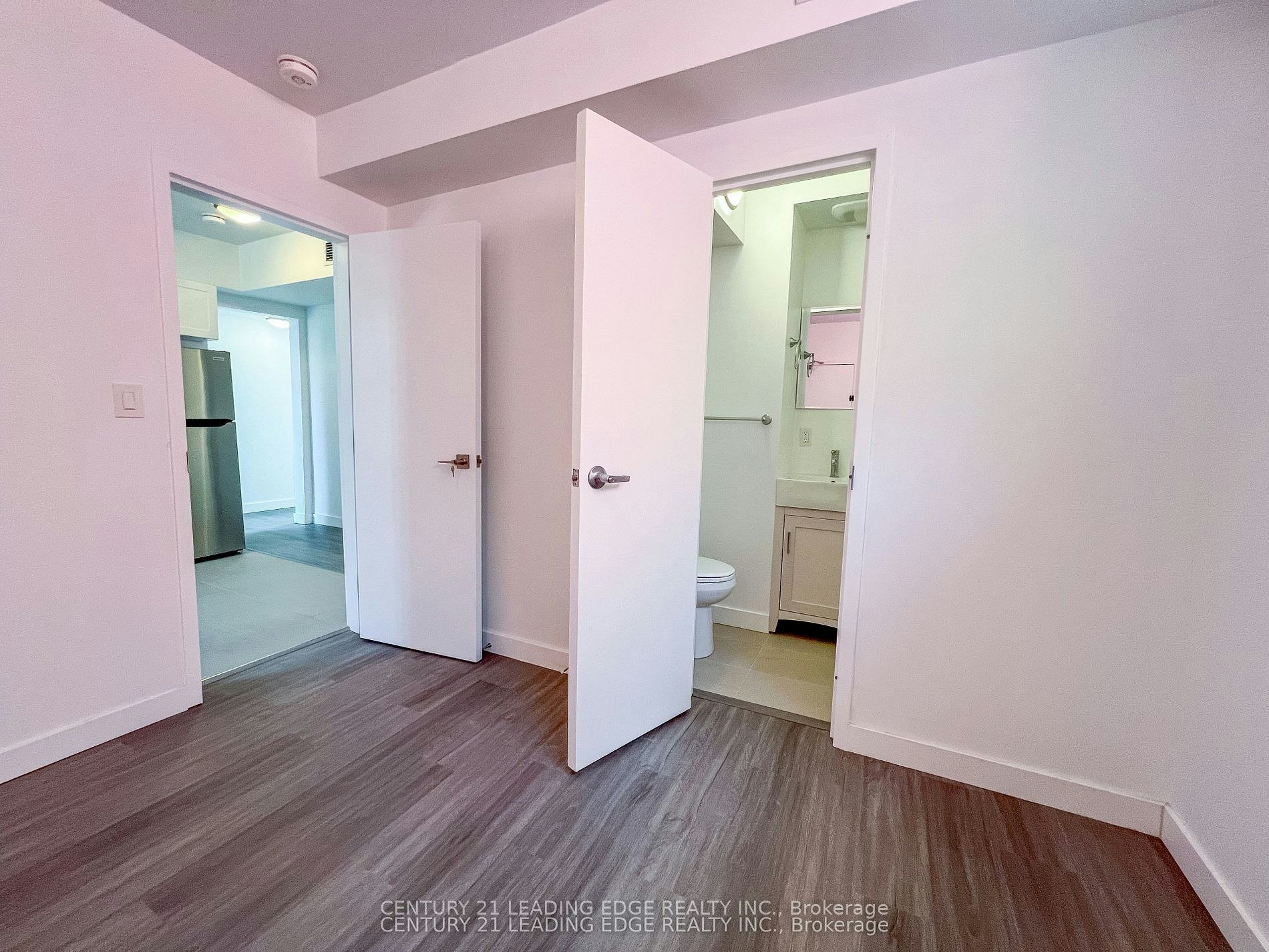 3-1 A Leonard Avenue, Toronto, ON, M5T 2P8 - 25