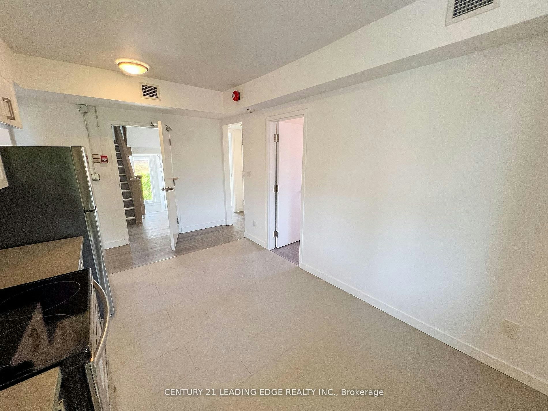 3-1 A Leonard Avenue, Toronto, ON, M5T 2P8 - 14