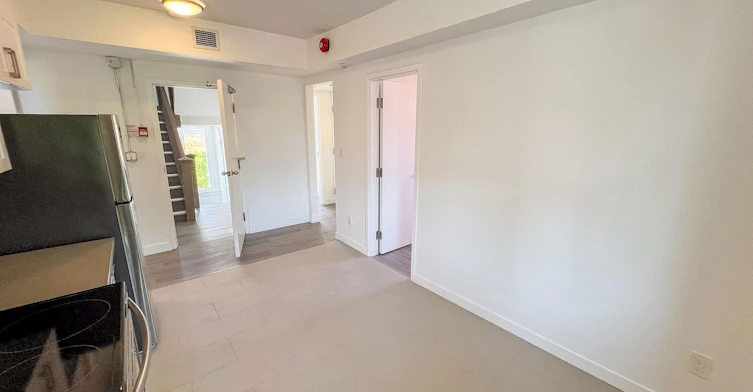 3-1 A Leonard Avenue, Toronto, ON, M5T 2P8 - 14
