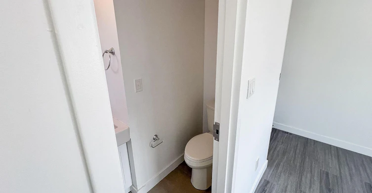 3-1 A Leonard Avenue, Toronto, ON, M5T 2P8 - 7