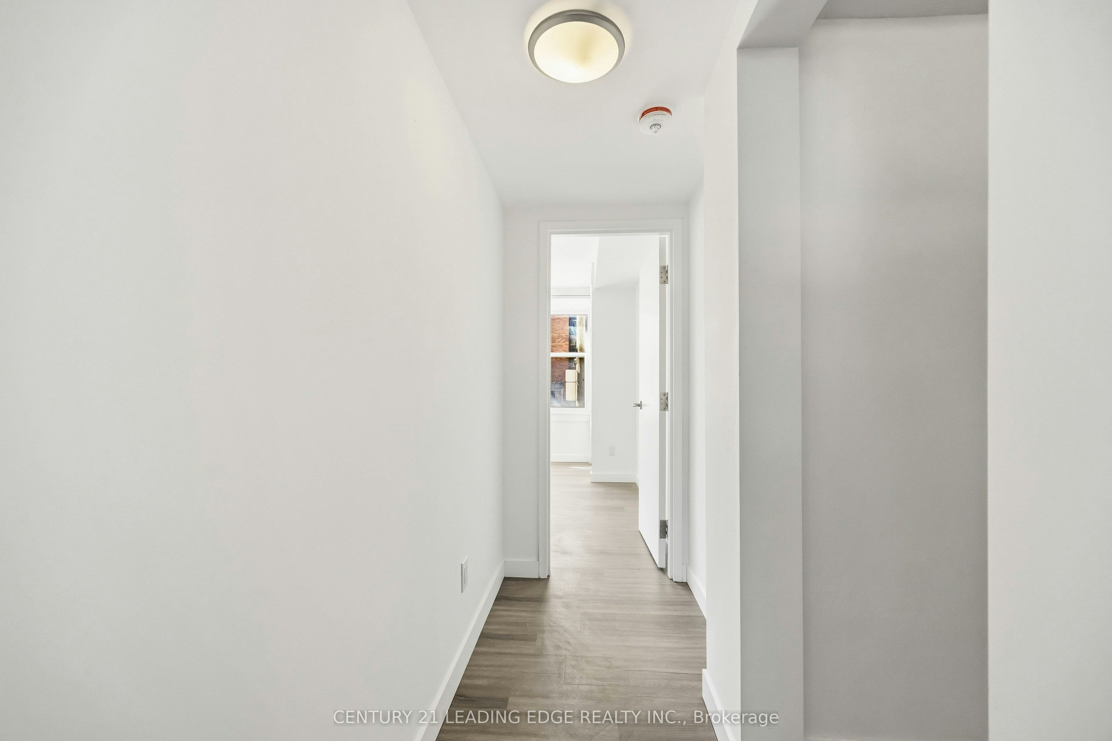 3-1 A Leonard Avenue, Toronto, ON, M5T 2P8 - 17