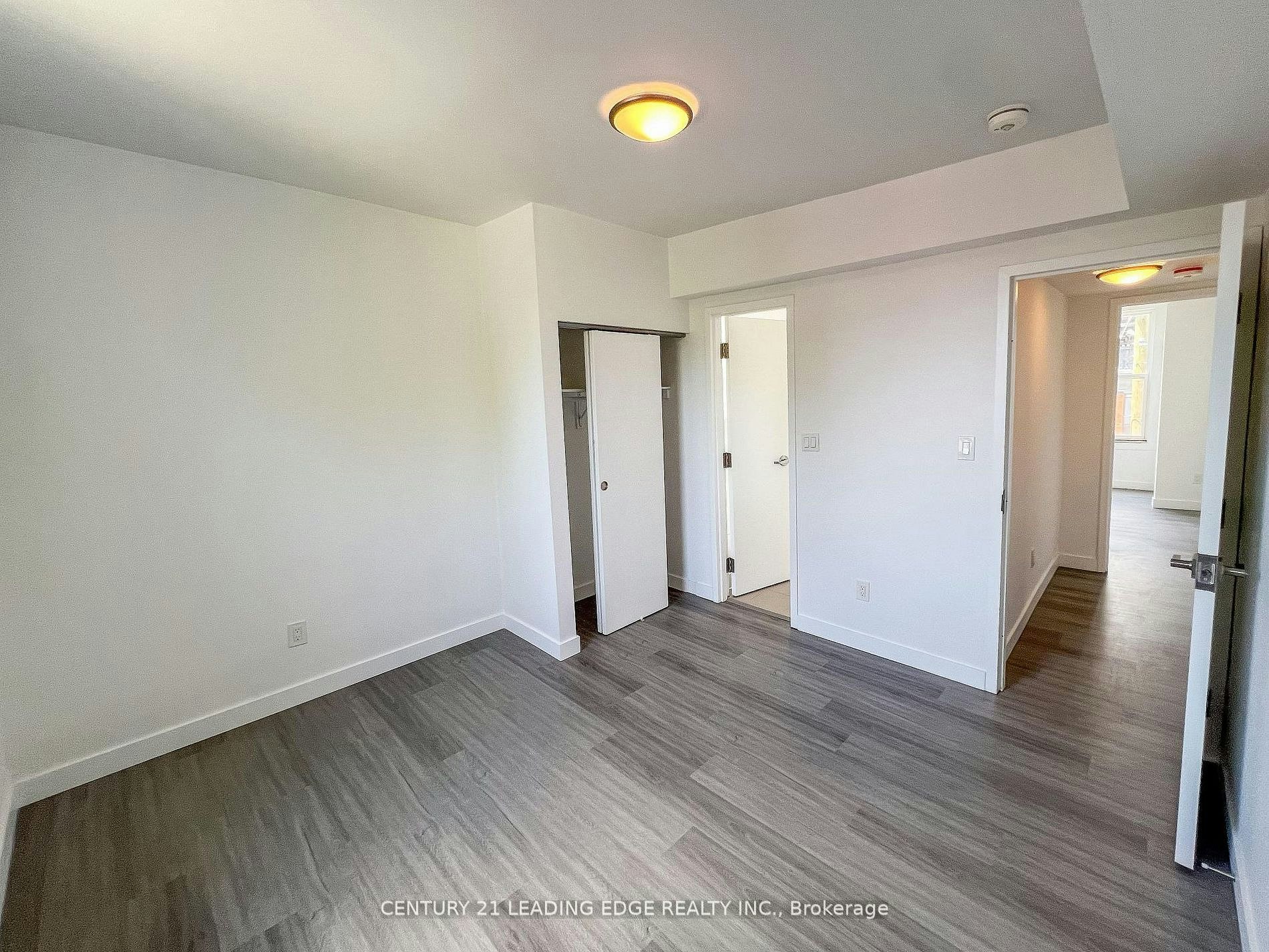 3-1 A Leonard Avenue, Toronto, ON, M5T 2P8 - 2