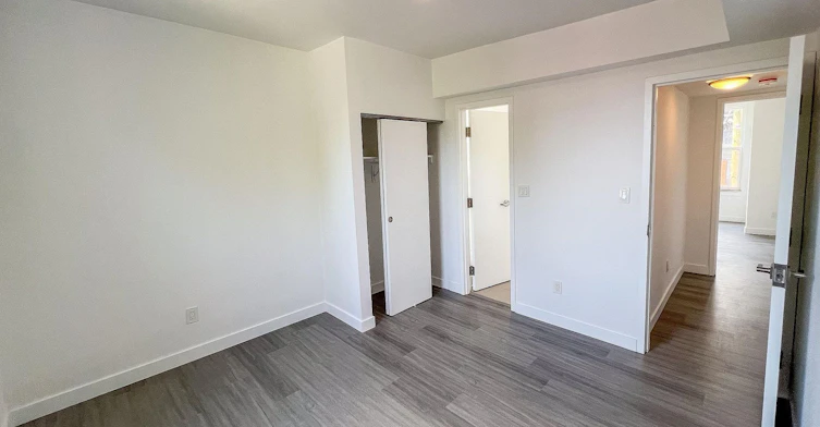 3-1 A Leonard Avenue, Toronto, ON, M5T 2P8 - 2
