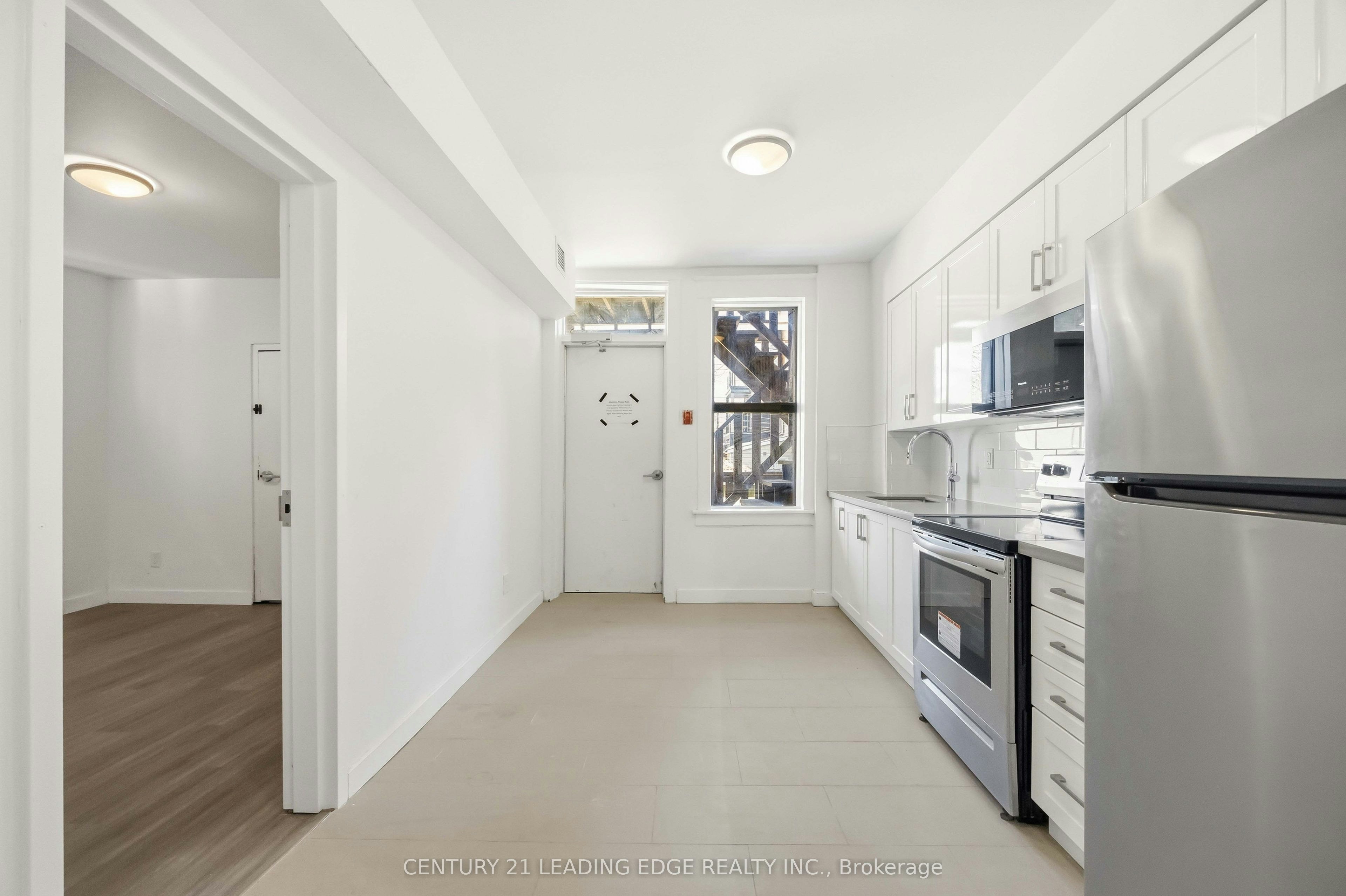 3-1 A Leonard Avenue, Toronto, ON, M5T 2P8 - 7