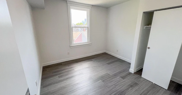 3-1 A Leonard Avenue, Toronto, ON, M5T 2P8 - 3