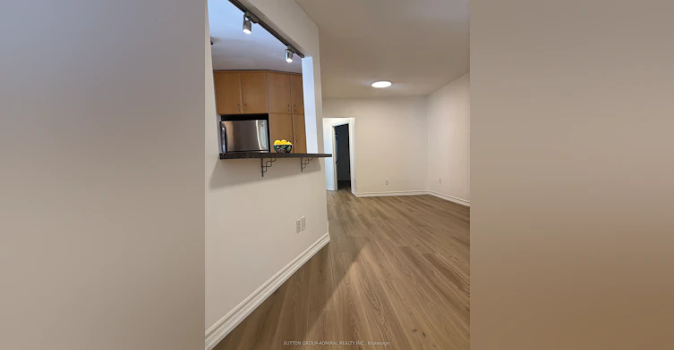91 Rumsey Road, Toronto, ON, M4G 1P1 - 6
