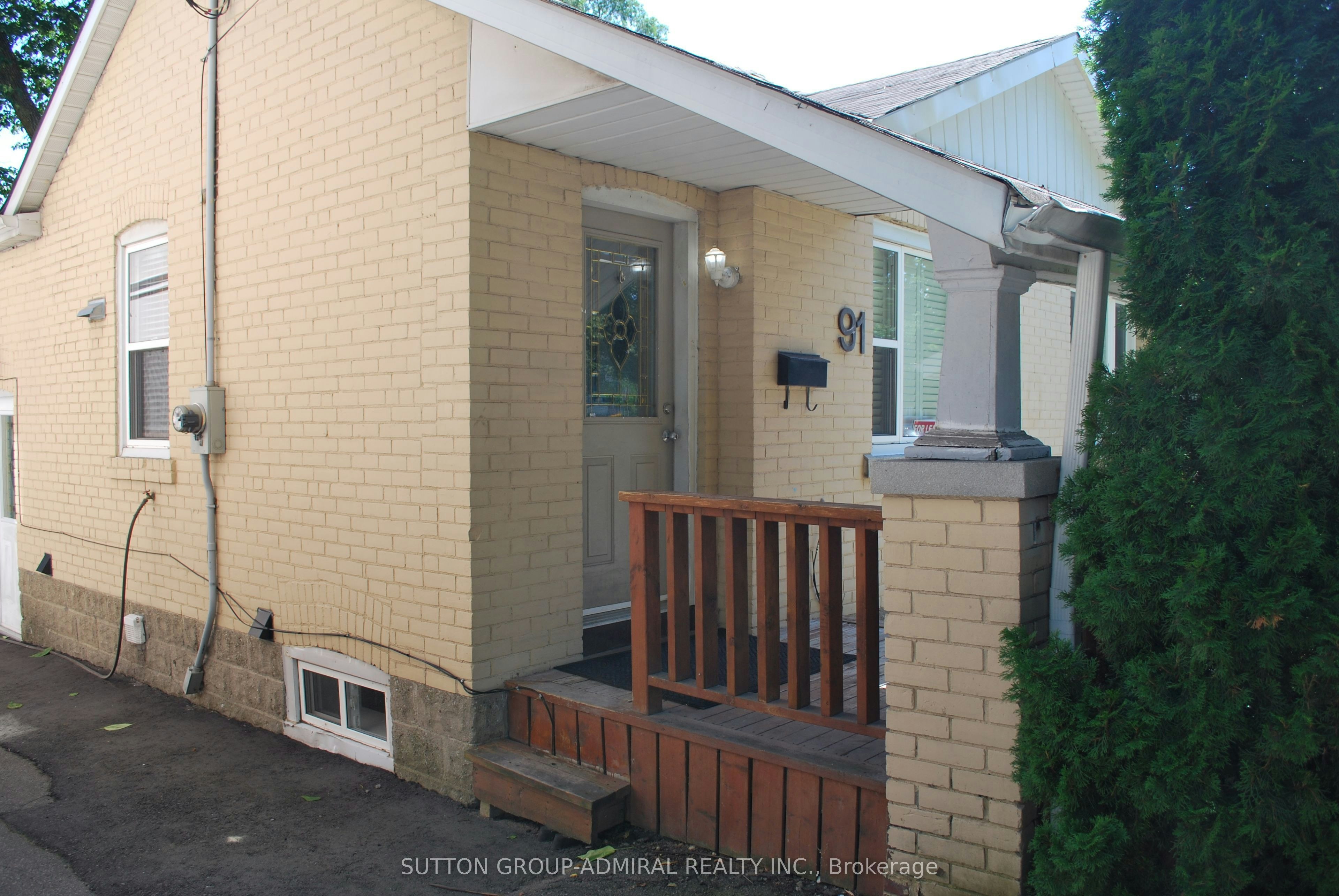91 Rumsey Road, Toronto, ON, M4G 1P1 - 3