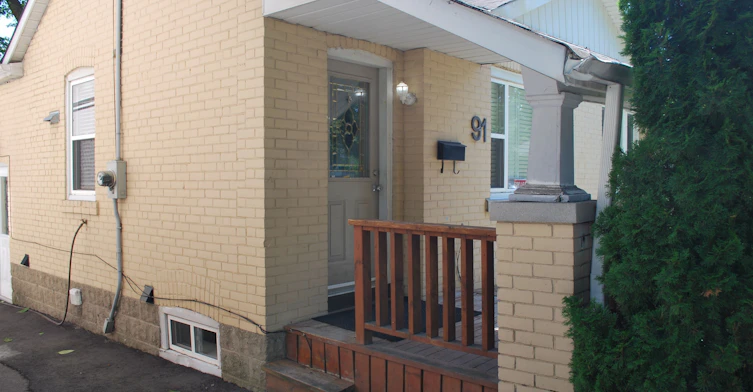 91 Rumsey Road, Toronto, ON, M4G 1P1 - 3