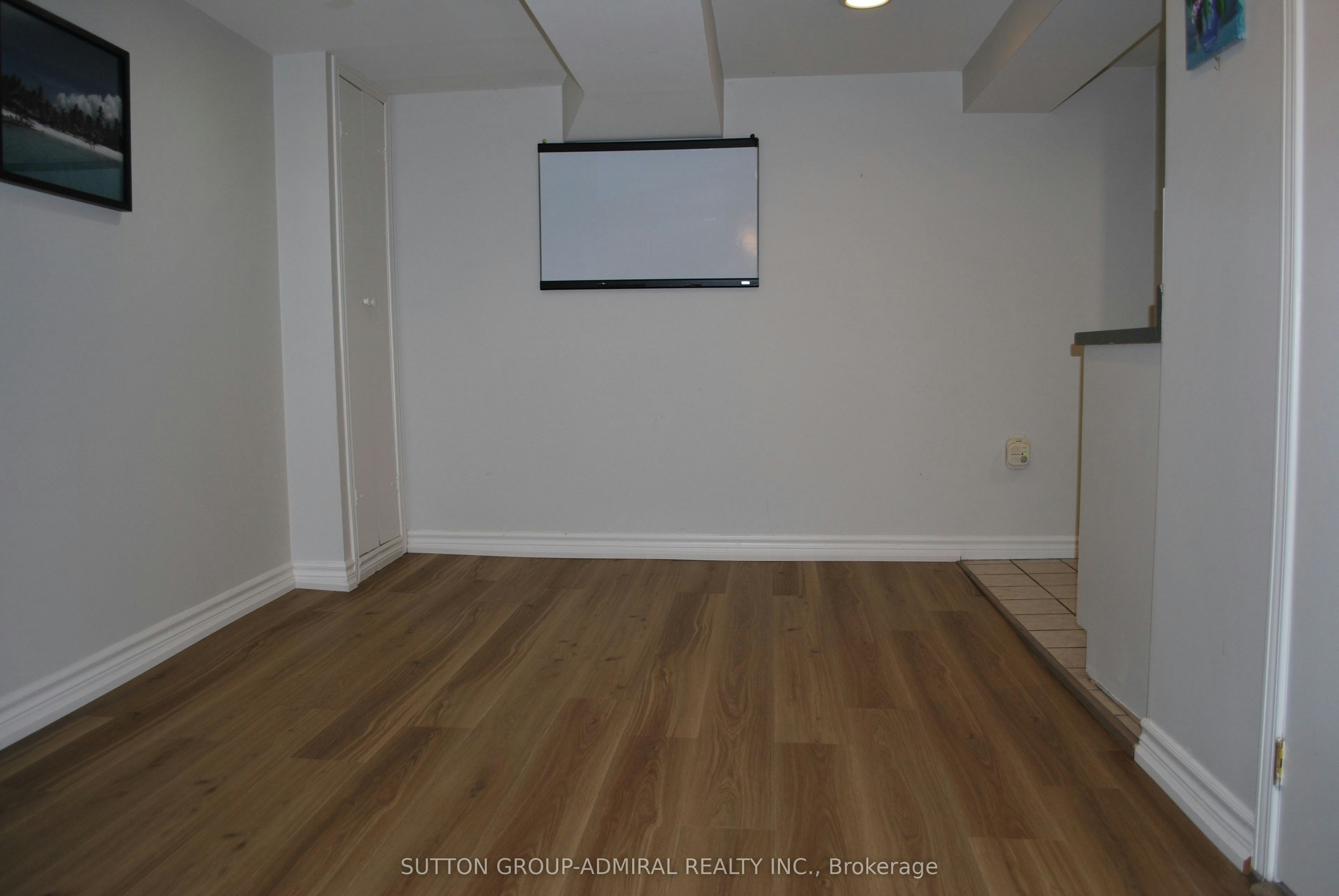 91 Rumsey Road, Toronto, ON, M4G 1P1 - 26
