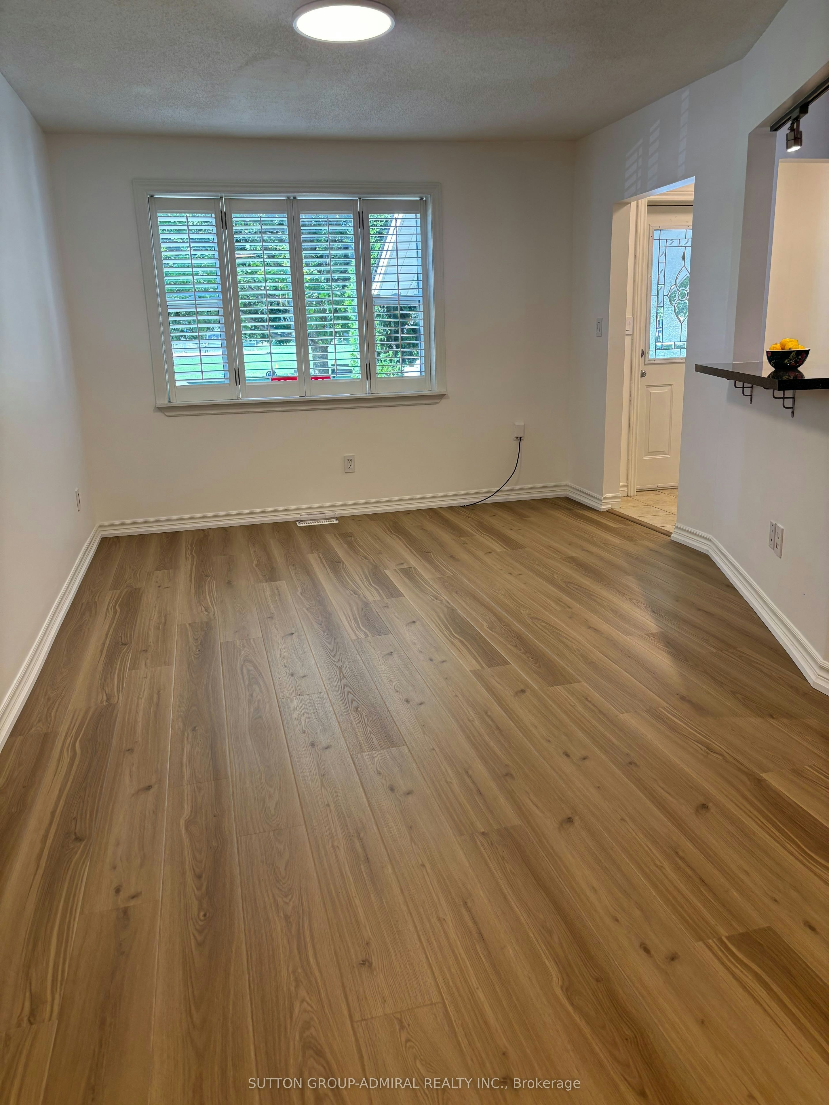 91 Rumsey Road, Toronto, ON, M4G 1P1 - 7
