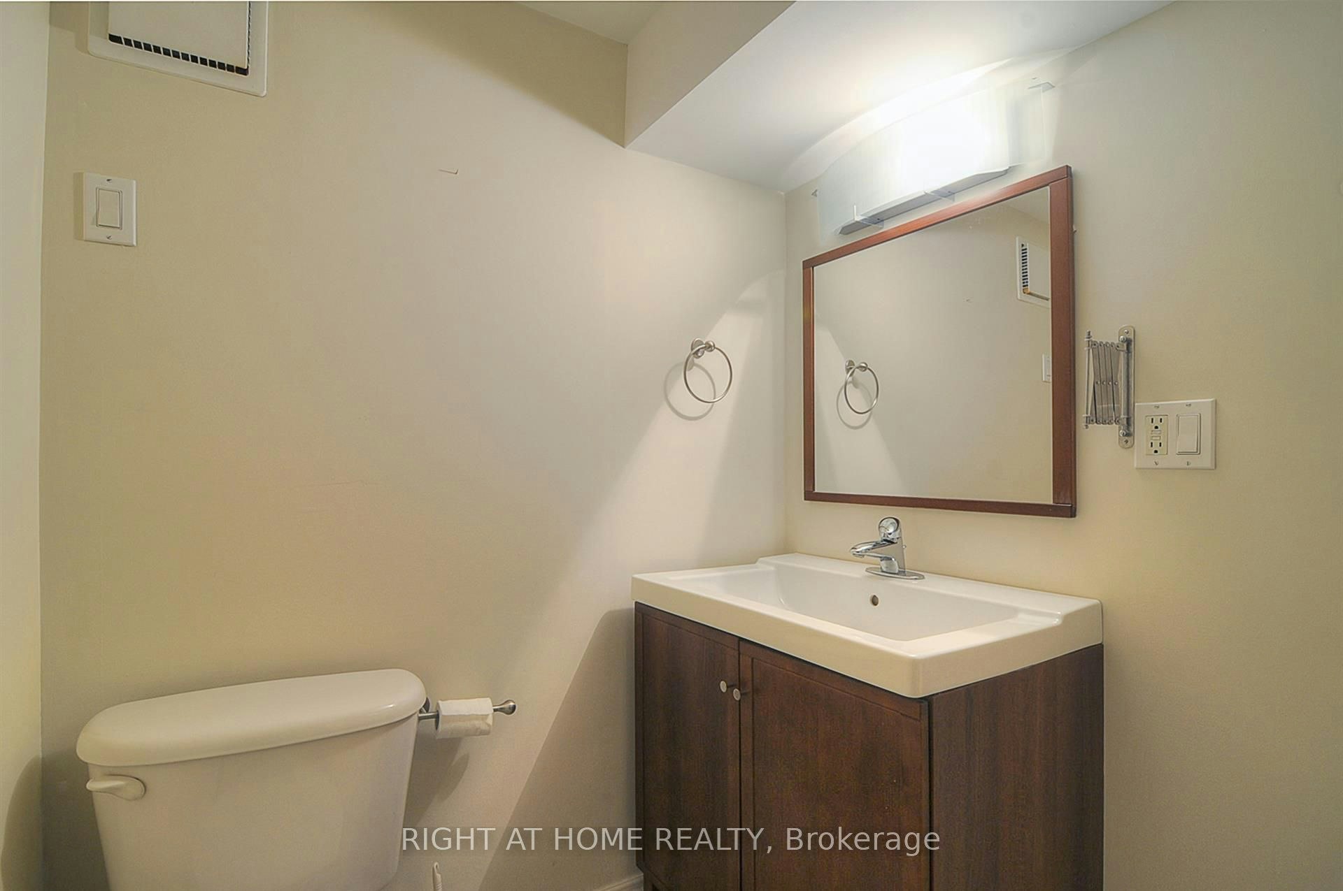 174 Hillsdale Avenue E, Toronto, ON, M4S 1T5 - 13