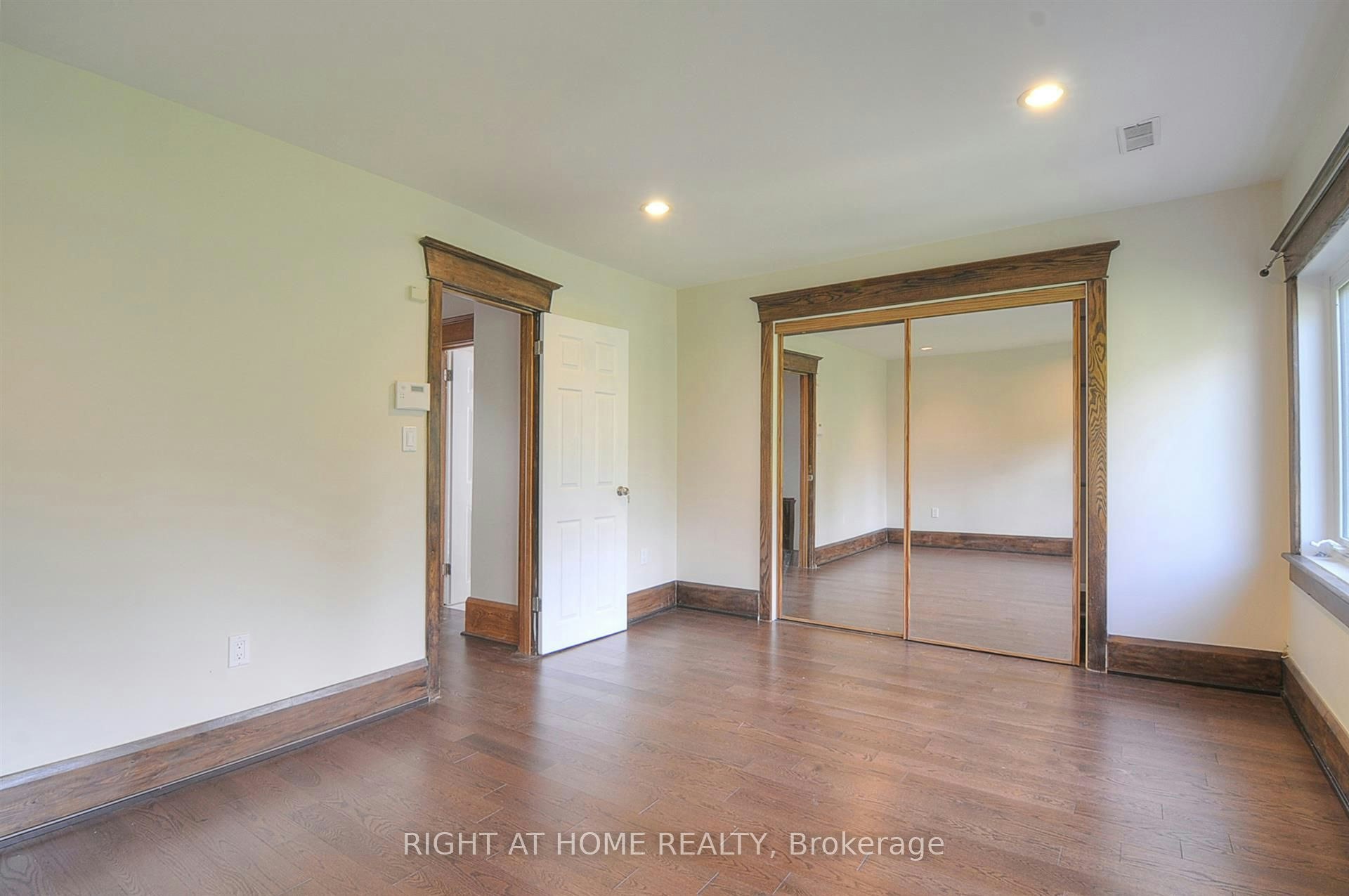 174 Hillsdale Avenue E, Toronto, ON, M4S 1T5 - 10