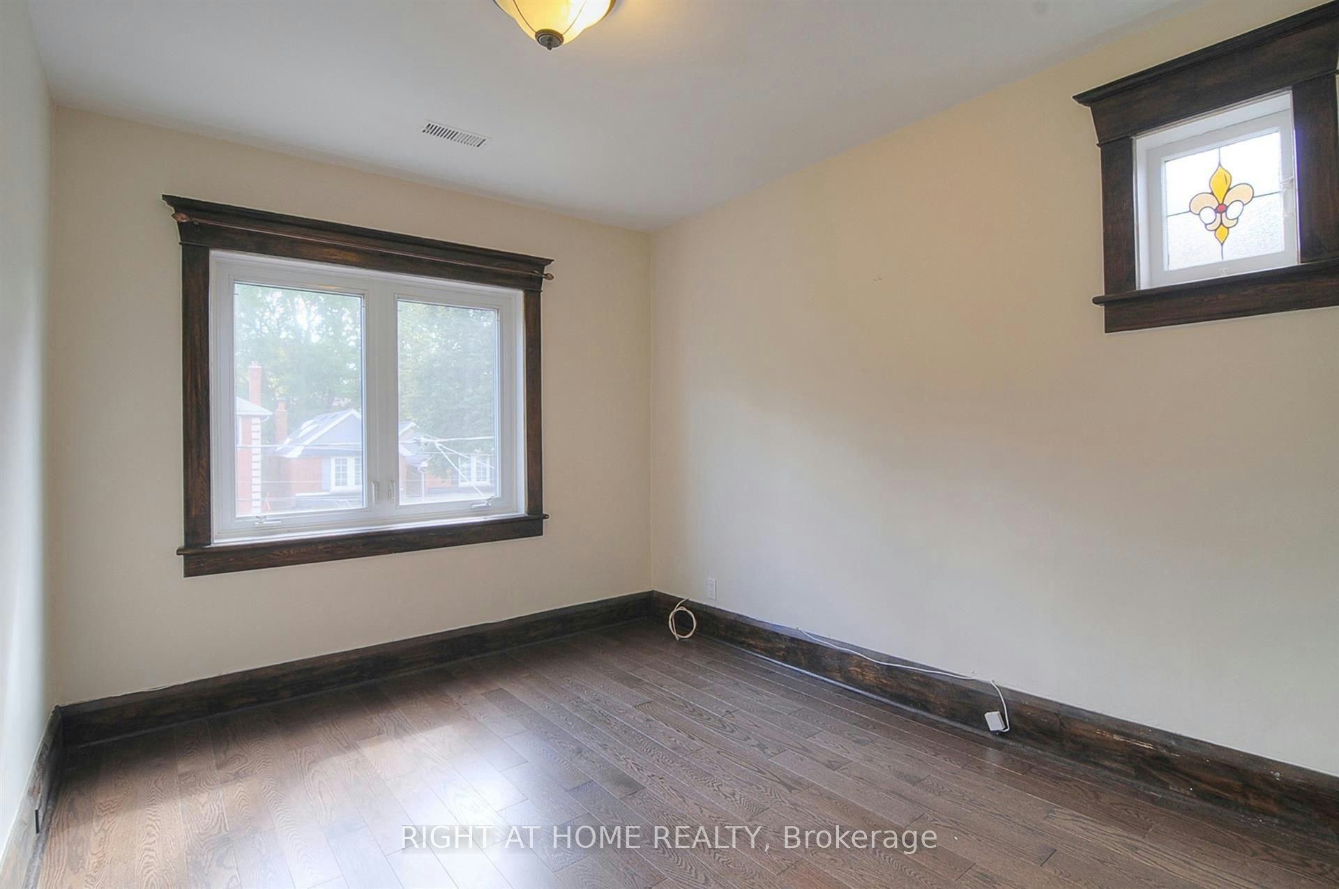 174 Hillsdale Avenue E, Toronto, ON, M4S 1T5 - 12