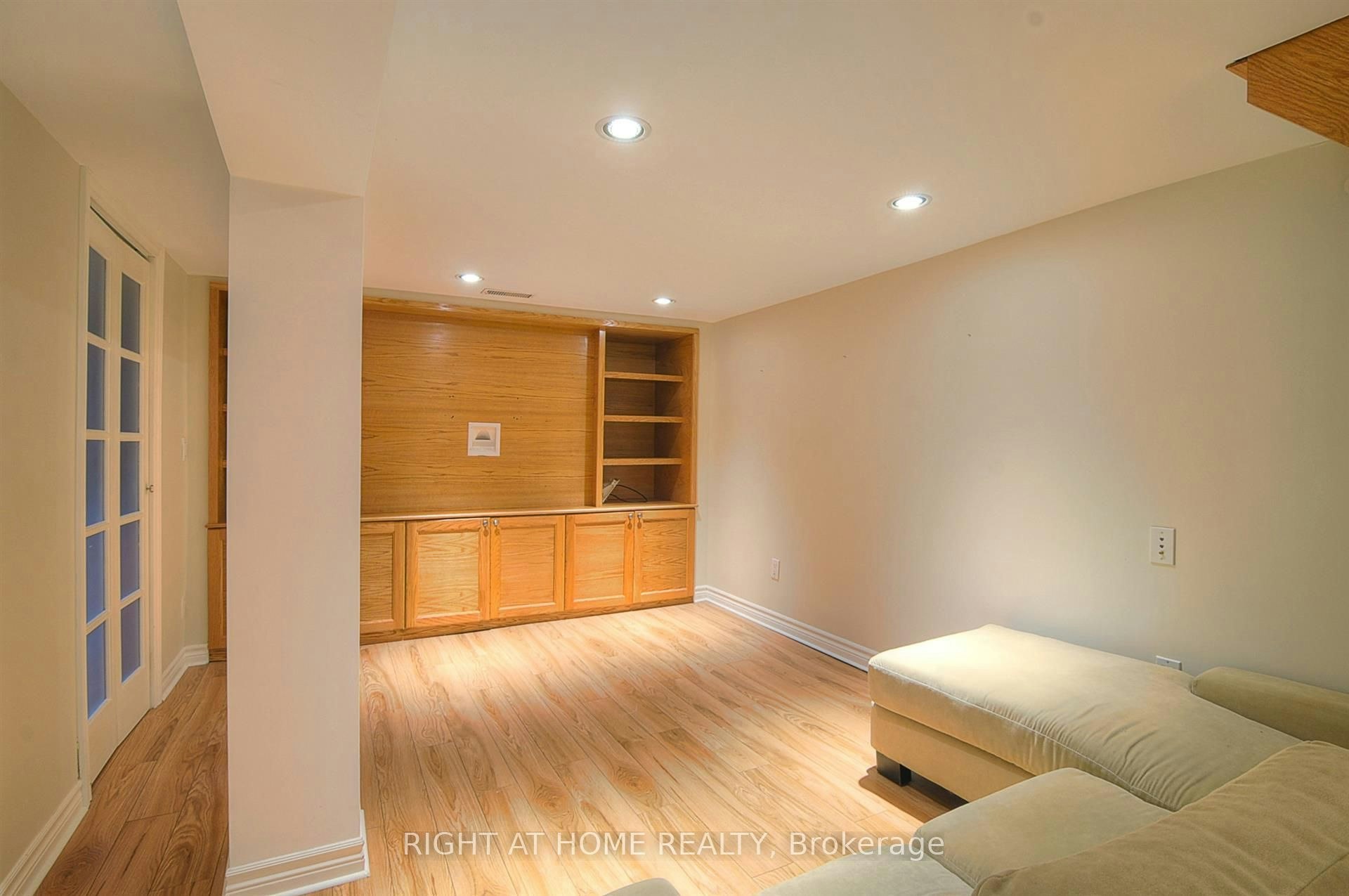 174 Hillsdale Avenue E, Toronto, ON, M4S 1T5 - 17