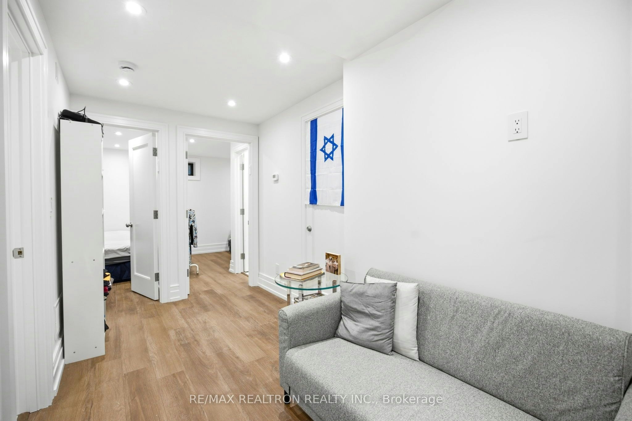 2-220 Hillhurst Boulevard, Toronto, ON, M5N 1P4 - 2
