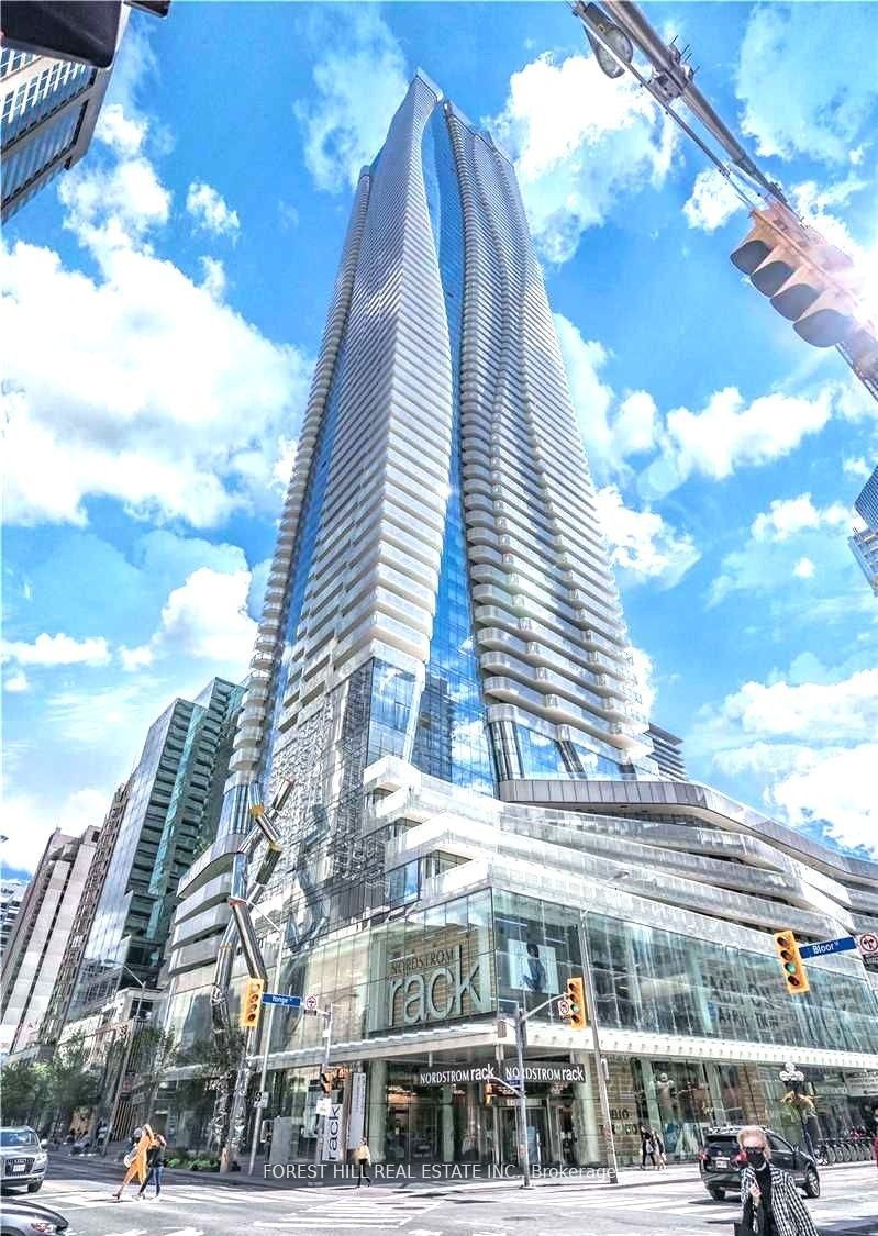 5210-1 Bloor Street E, Toronto, ON, M4W 0A8