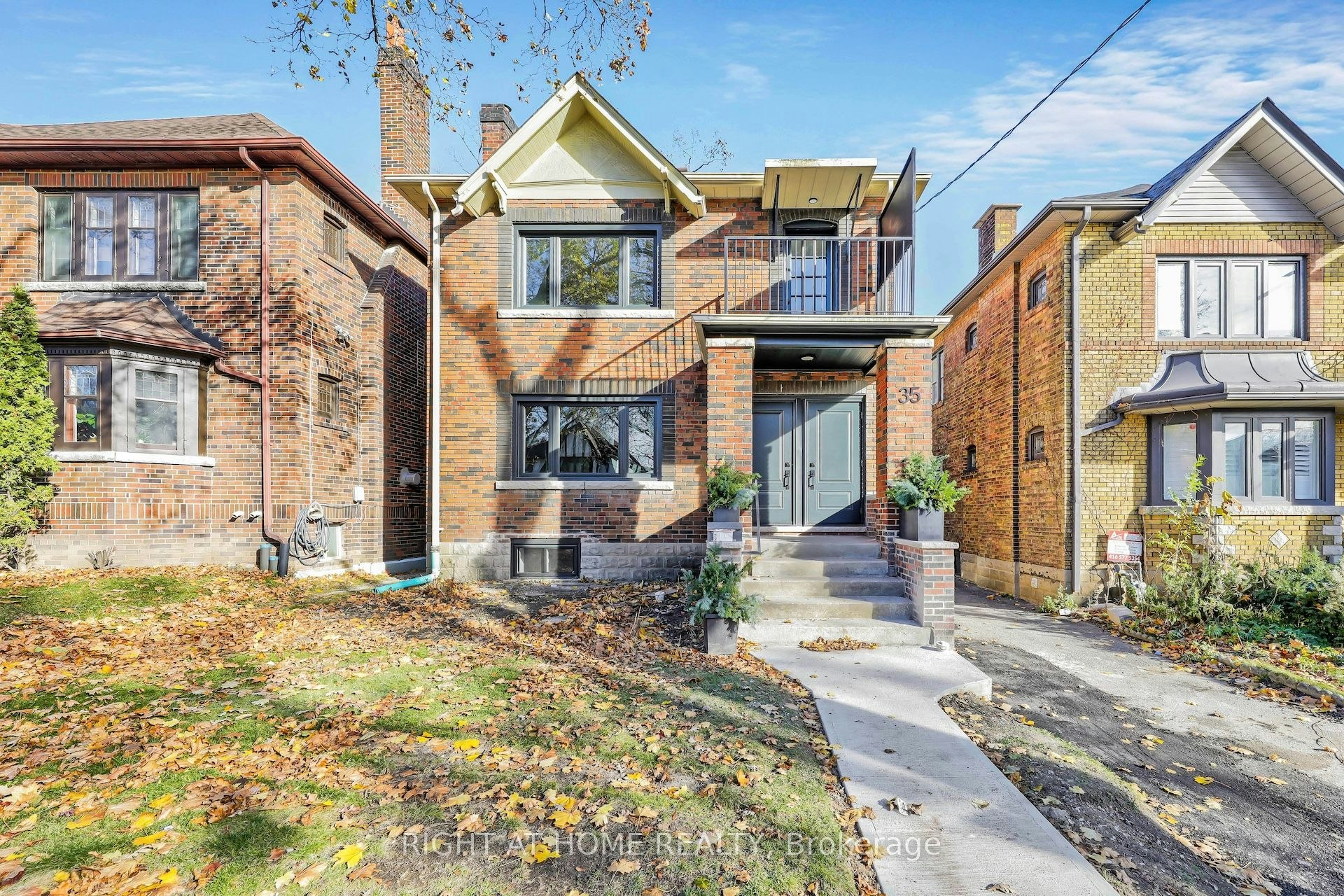Lower-35 Braemar Avenue, Toronto, ON, M5P 2L1