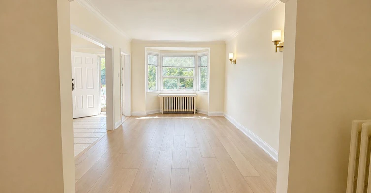333 Vaughan Road, Toronto, ON, M6C 2N5 - 6