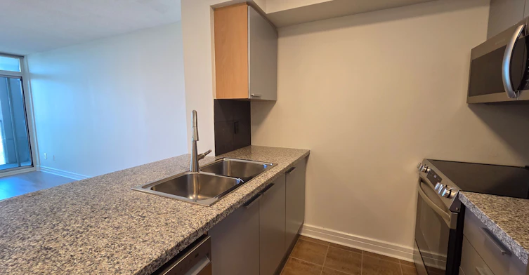 1005-18 Harrison Garden Boulevard, Toronto, ON, M2N 7J7 - 10