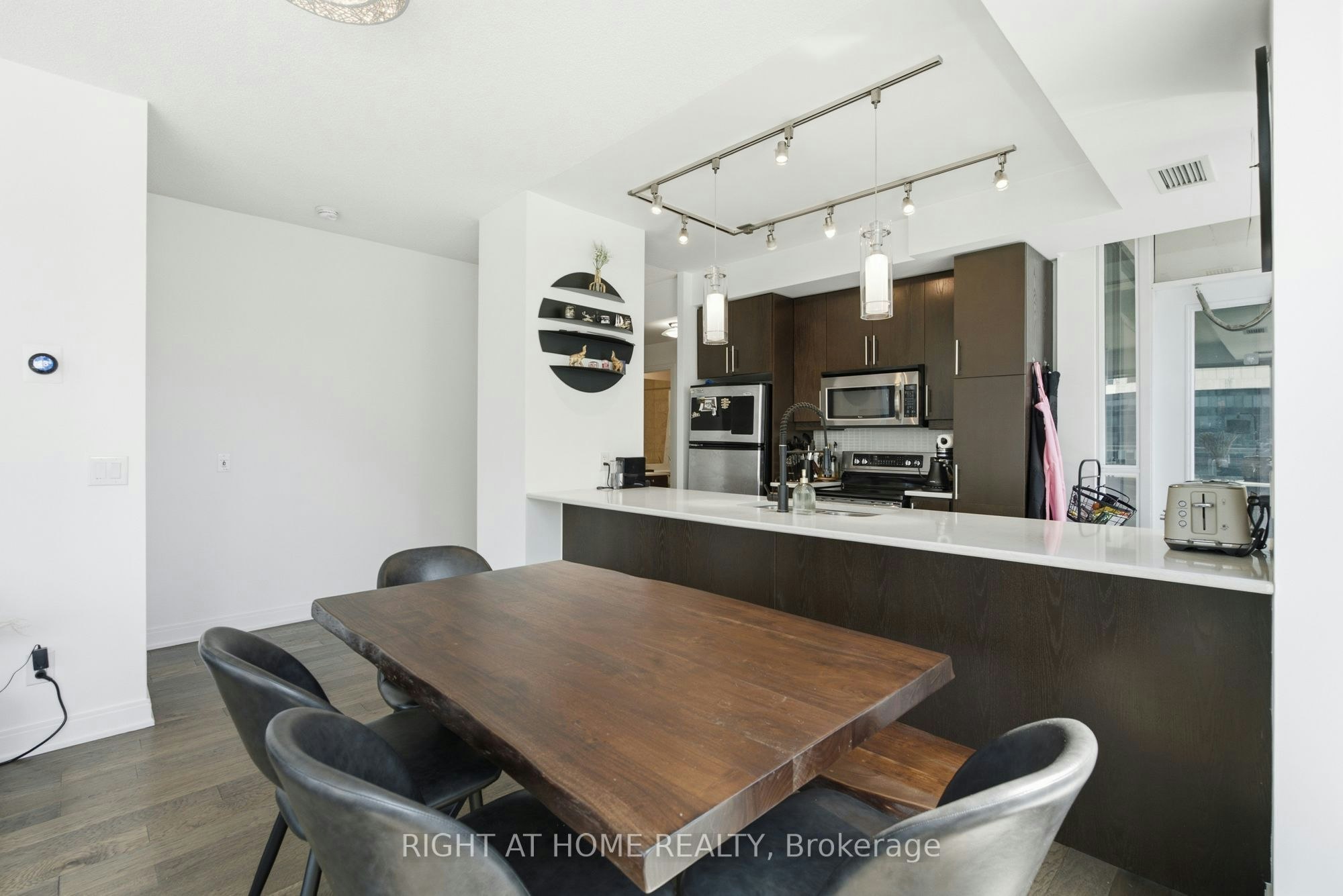 1407-1 Scott Street, Toronto, ON, M5E 1A1 - 9